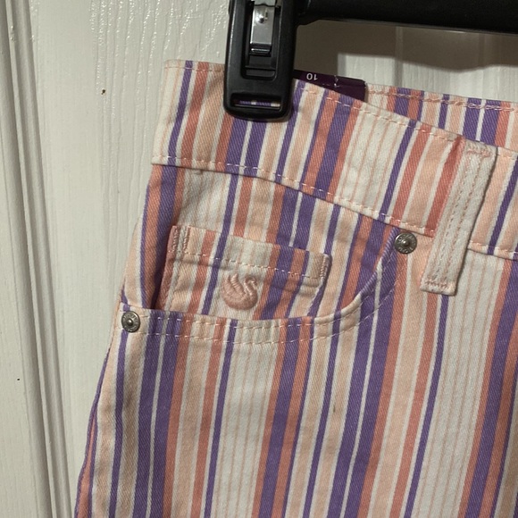 Gloria Vanderbilt Amanda Capri pants; size: 10 - Picture 3 of 7